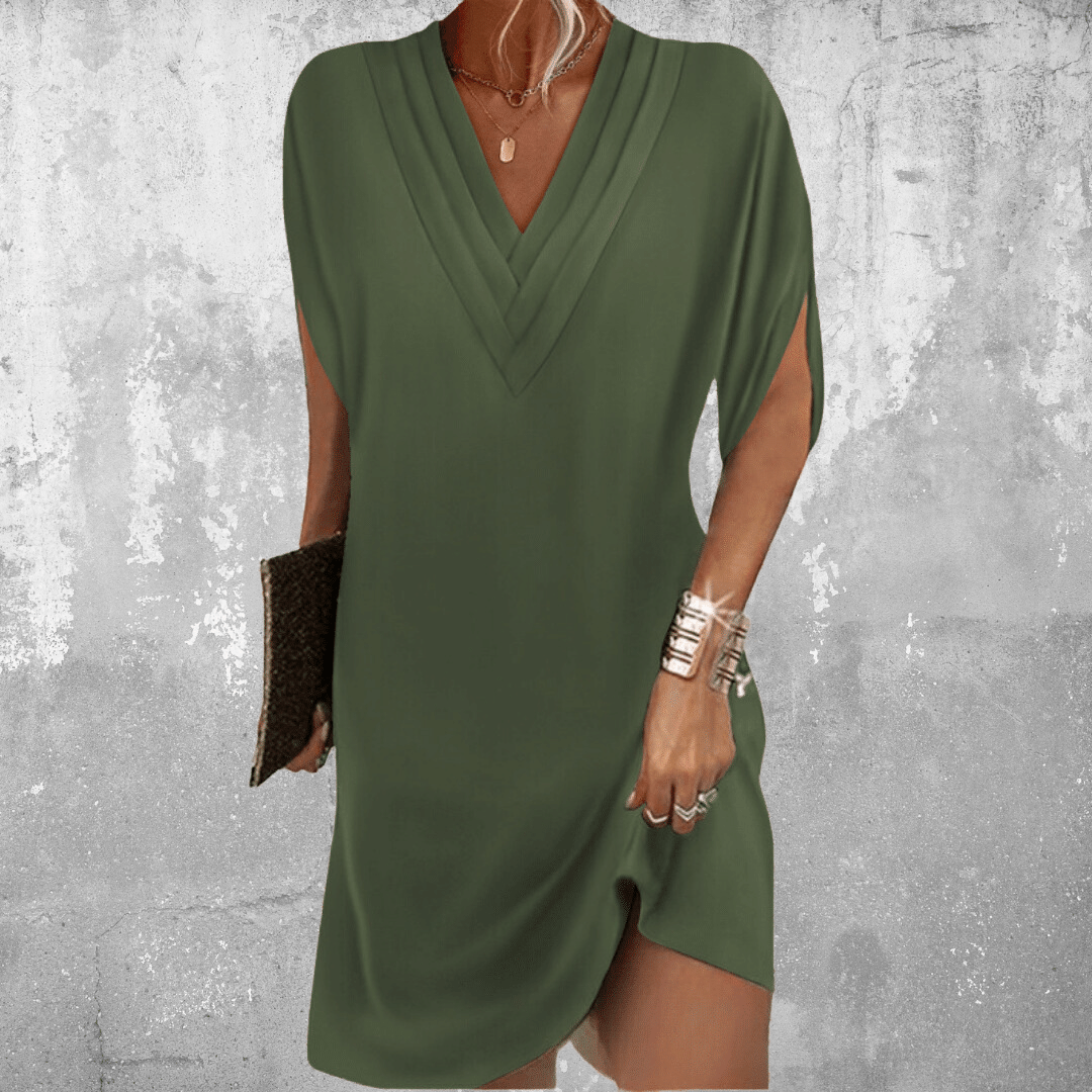AMELIA | V-neck dress with loose, flowing fit