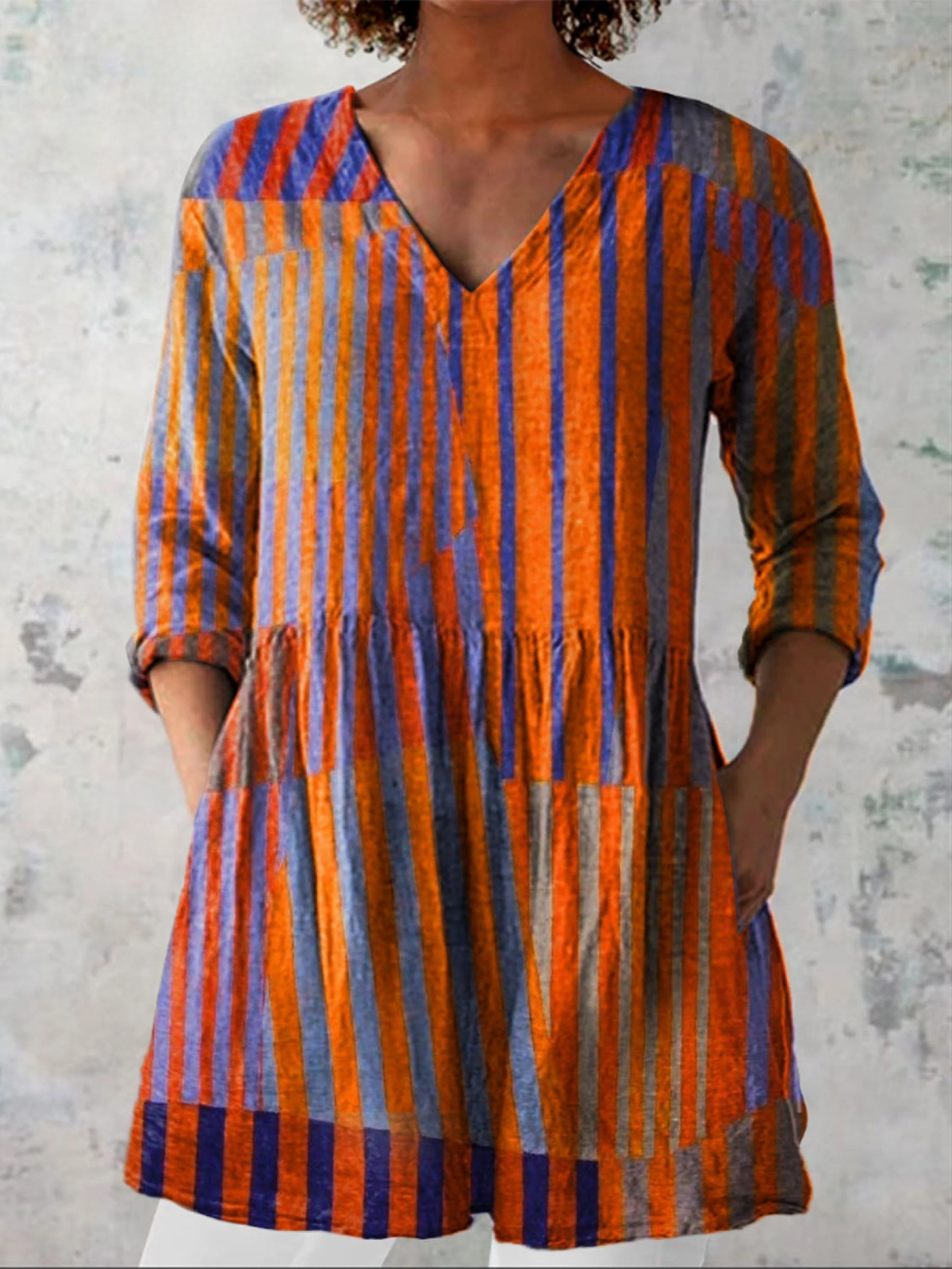 NADIA | Relaxed long blouse with V-neck