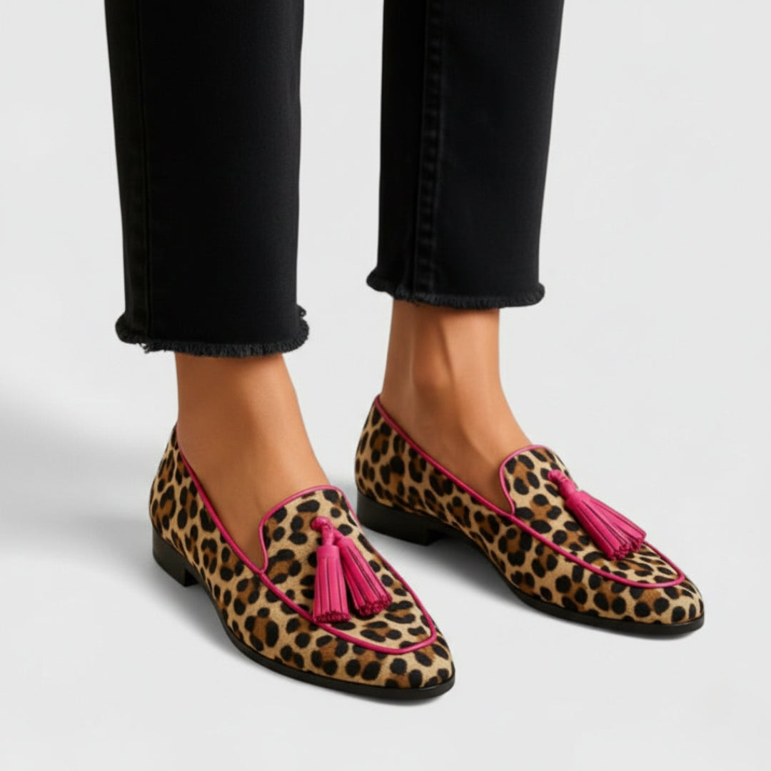 XHYRENE | Loafers with smooth structured finish