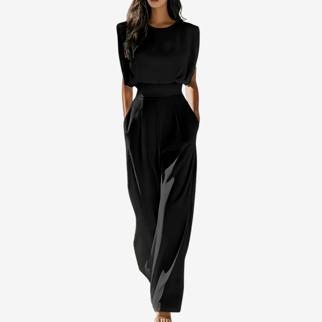 ARIIA | Sleeveless jumpsuit with defined waist