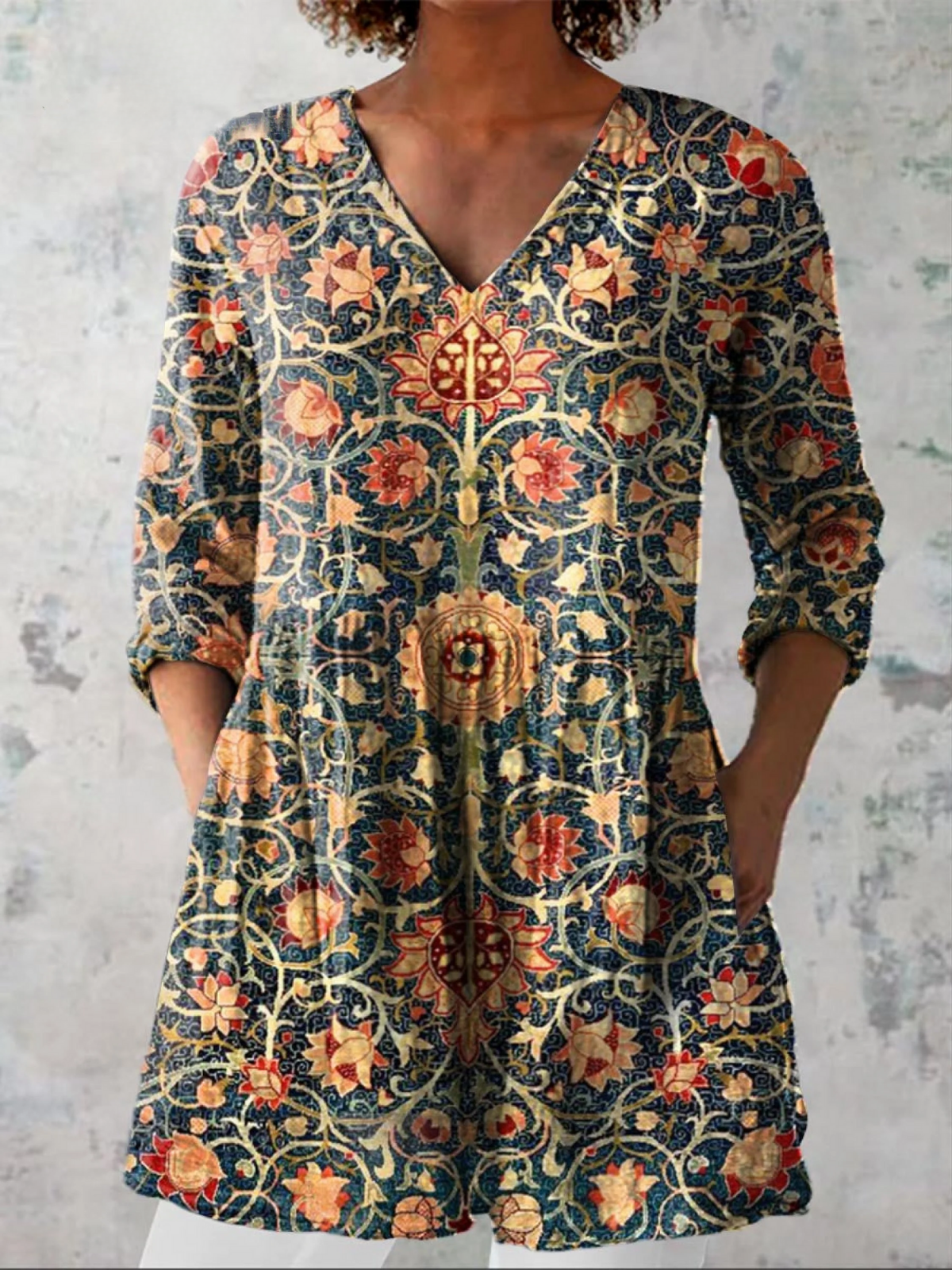 CELINE | Blouse with V-neck and relaxed fit