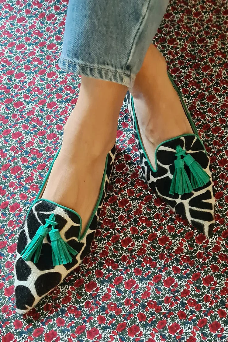 REMI | Pointed loafer with giraffe print and fringes