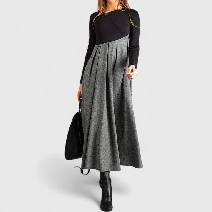 JANET | Long-sleeve maxi dress with flowing skirt
