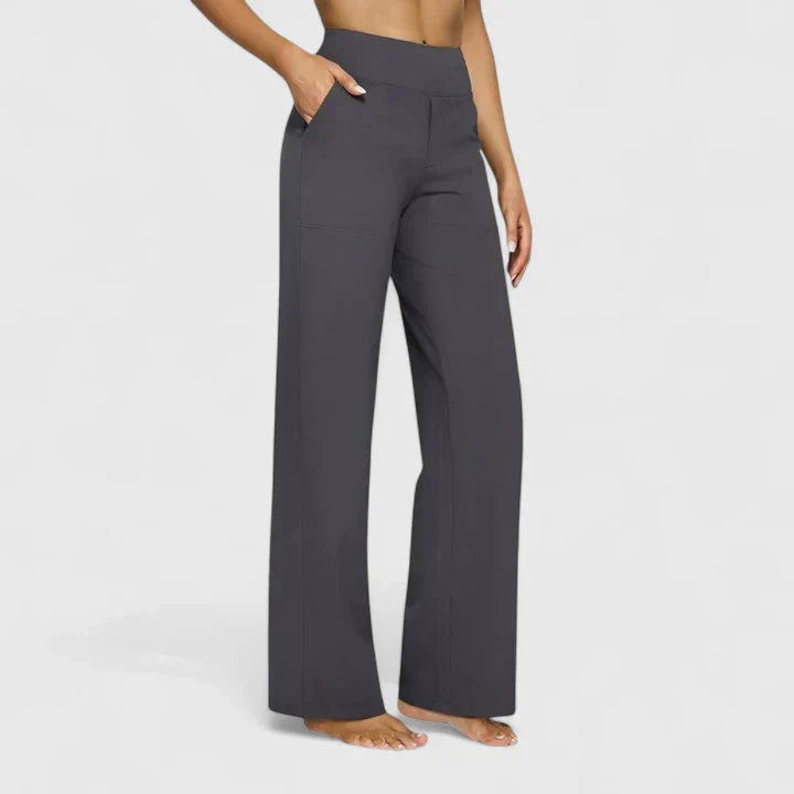 JASMYNNE | Relaxed pants with a tailored silhouette