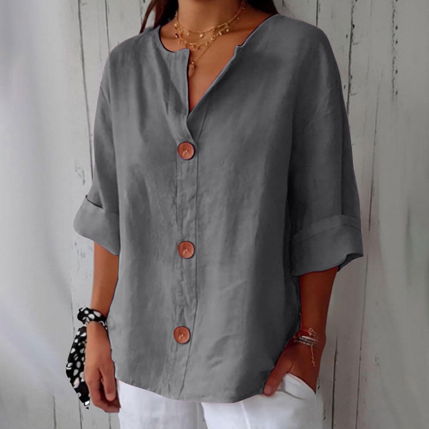 CLARA | Blouse with relaxed casual fit