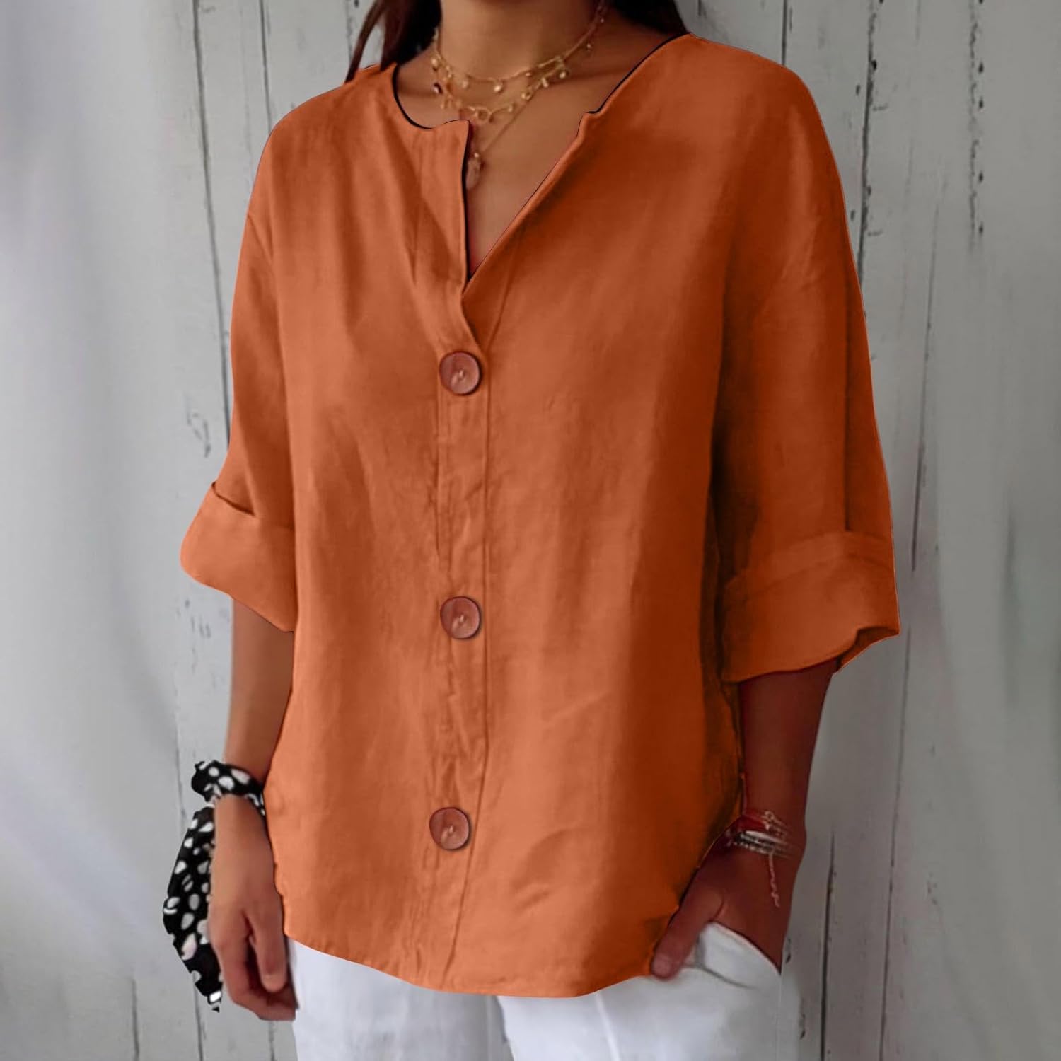 CLARA | Blouse with relaxed casual fit