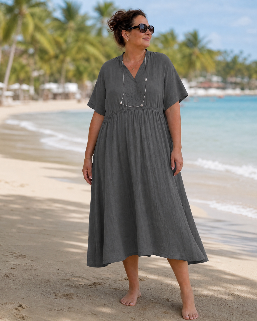 EUPHERENE | Relaxed midi dress with V-neck