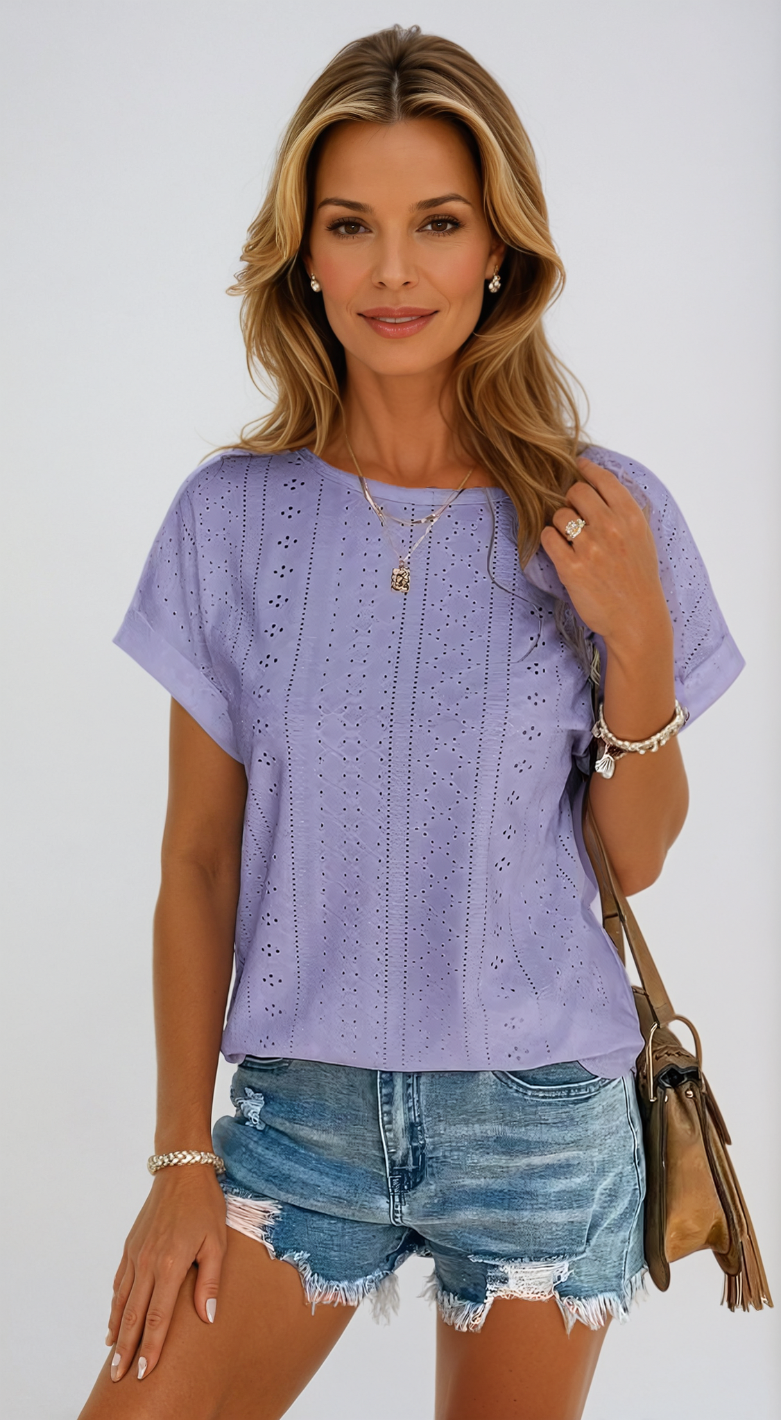 BECKY | Relaxed eyelet top with airy fabric