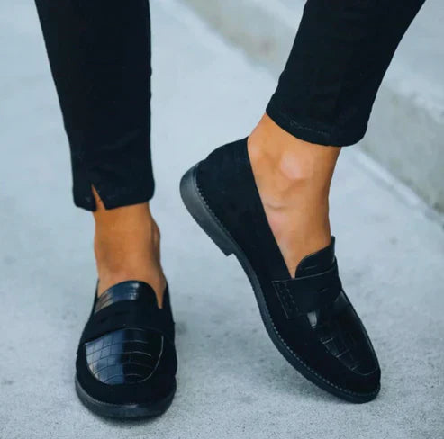 MARILUZ | Croc-texture leather loafer with cushioned insole