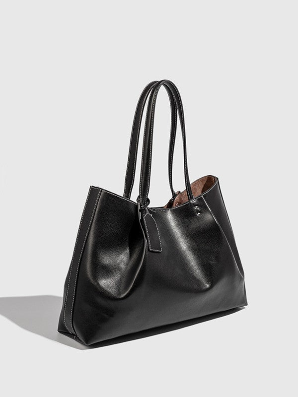 CELIA | Structured tote bag with textured finish