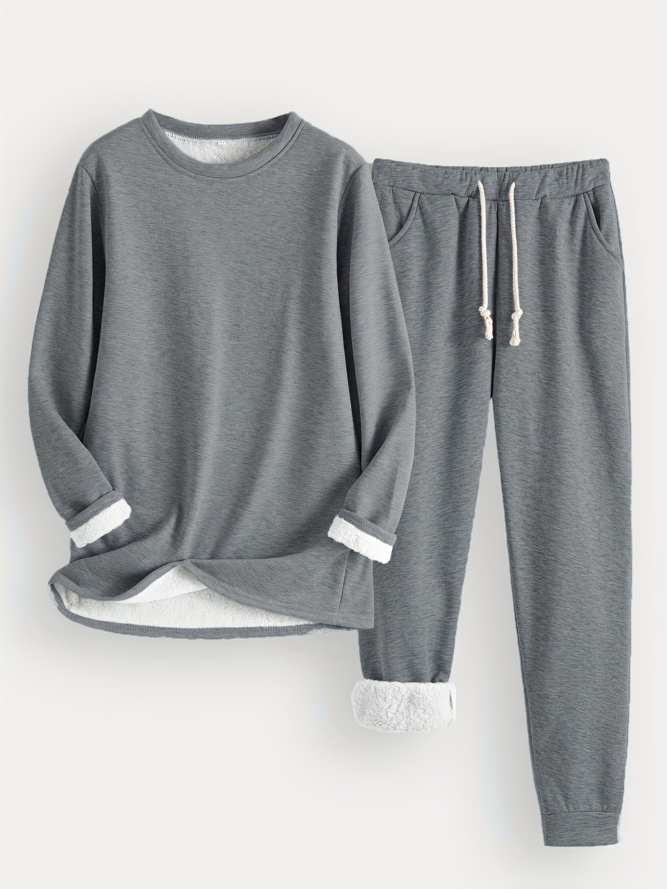 HAILEY | Fleece-lined set with tapered jogger pants