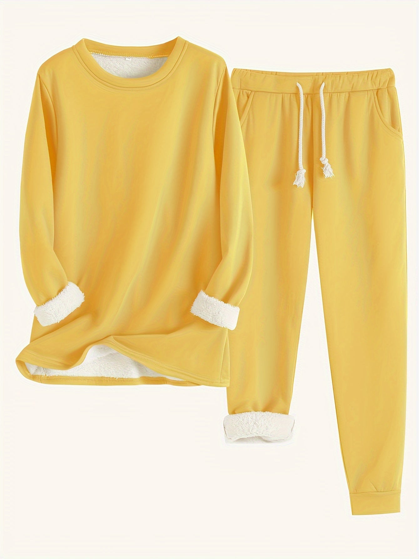HAILEY | Fleece-lined set with tapered jogger pants