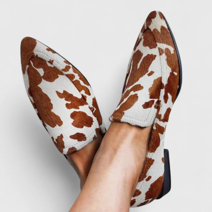 RENIAH | Polished slip-on moccasin with classic silhouette
