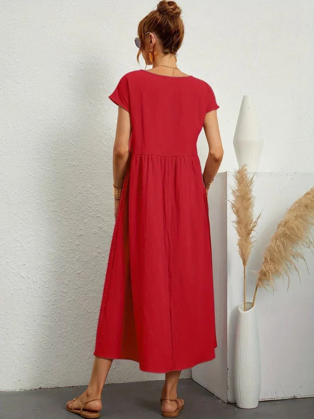 URSINA | Fluid midi dress with relaxed silhouette