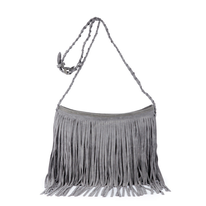 NICOLE | Tassel shoulder bag with zip closure