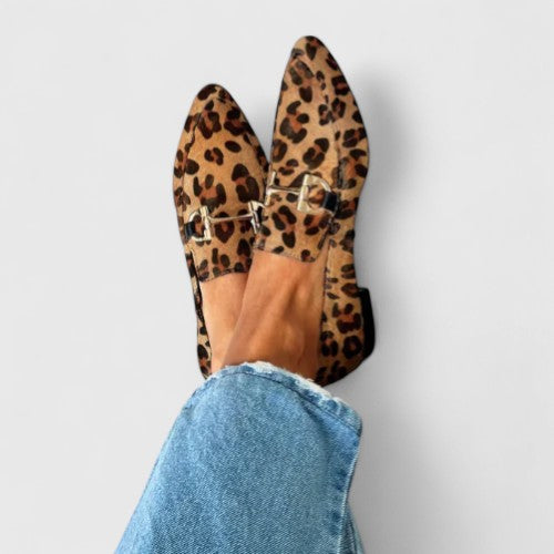 JALESSA | Loafers with refined stitched detailing