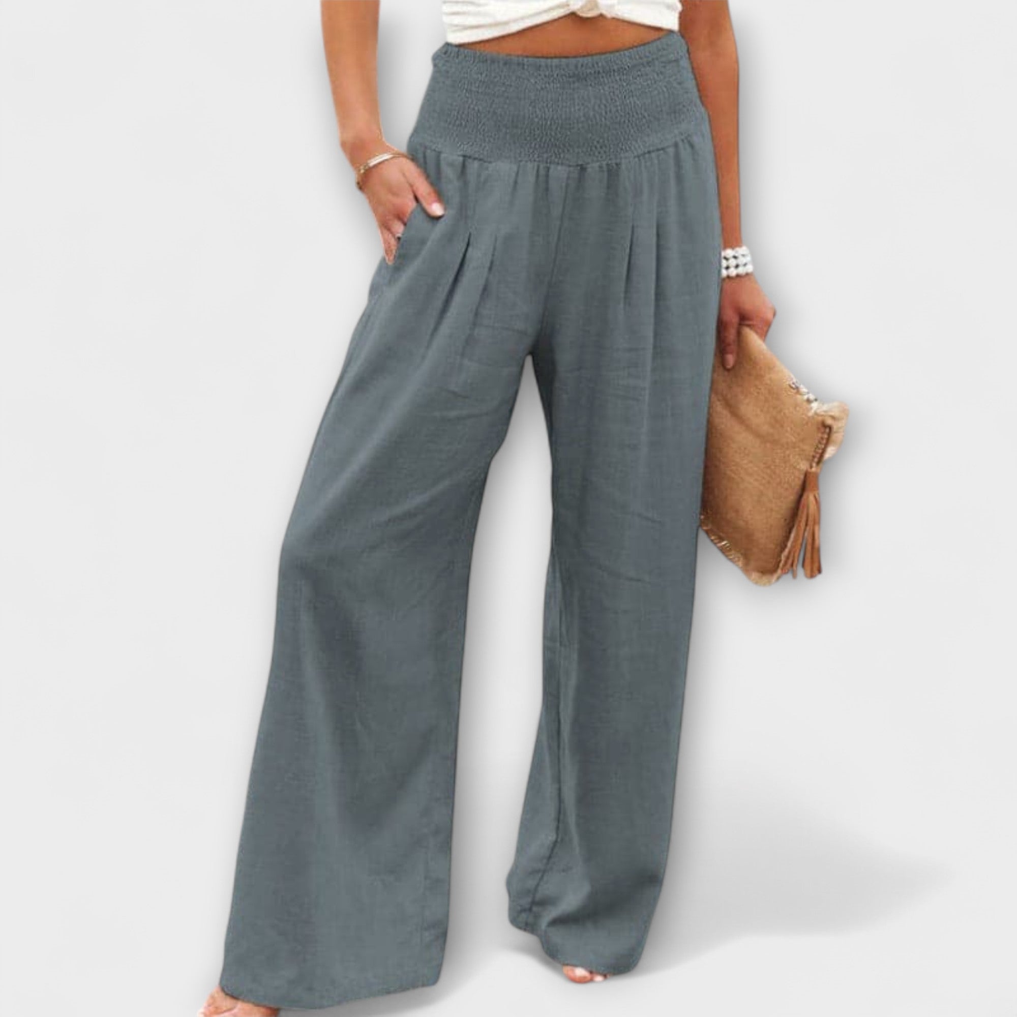 THEARYA | Wide-leg pants in soft-touch fabric