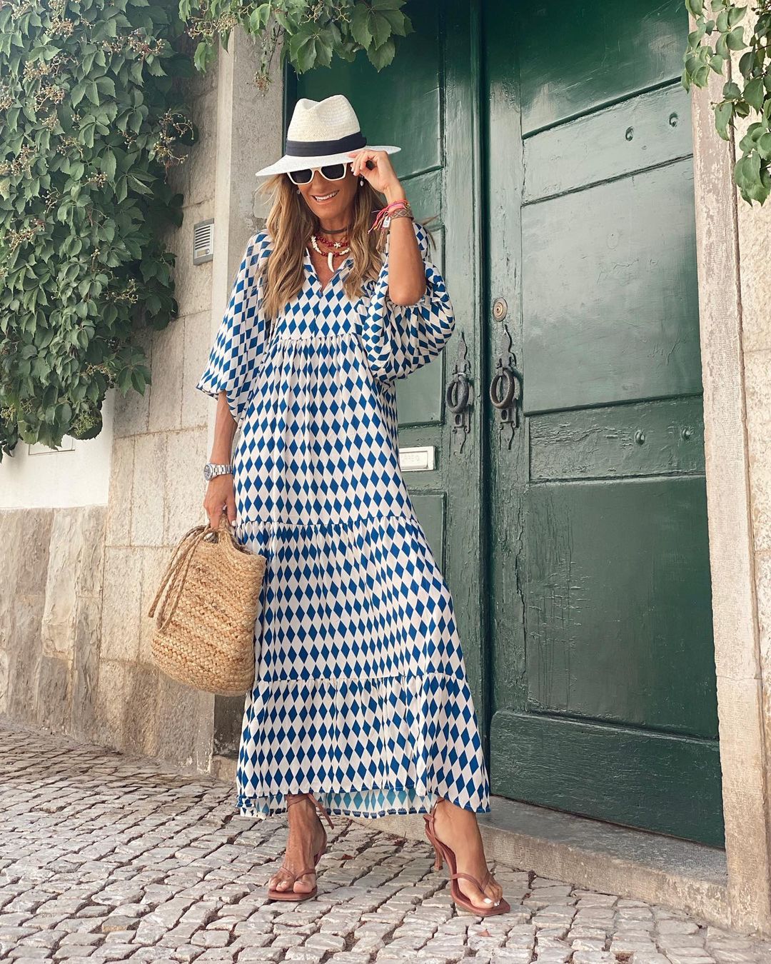 VIOLA | Flowy maxi dress for evenings out