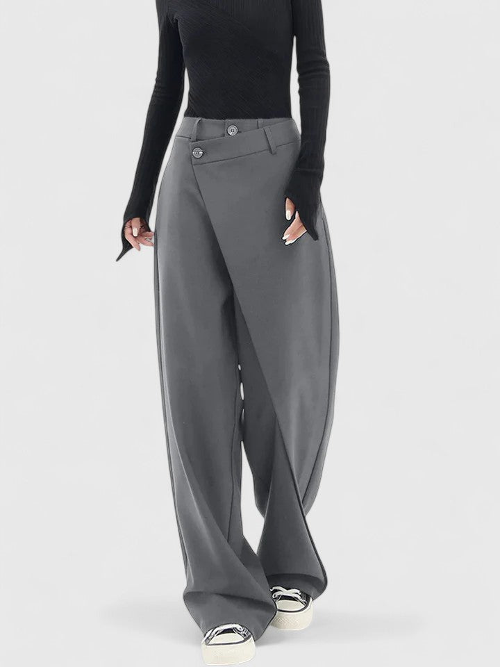 CHRISSIE | Tailored pants with a sleek silhouette