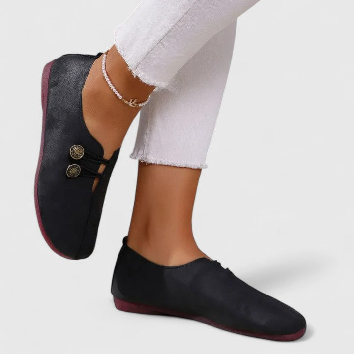 KYLINE | Slip-on loafers with a classic silhouette