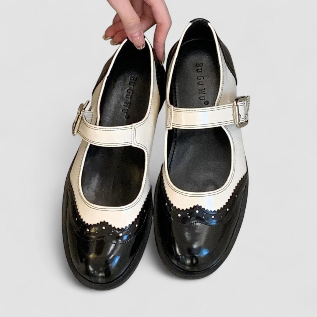 LAURA | Mary Jane shoes with adjustable strap
