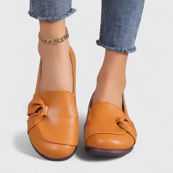 IVA | Elegant shoes with a flattering fitted silhouette