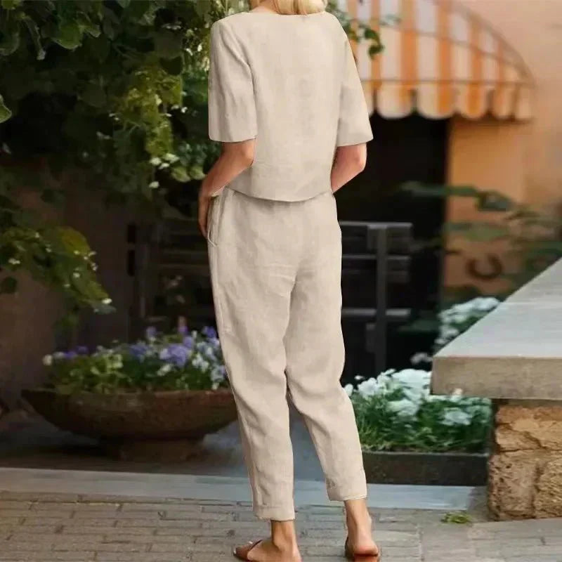 AVA | Brunch-ready two-piece set in soft fabric
