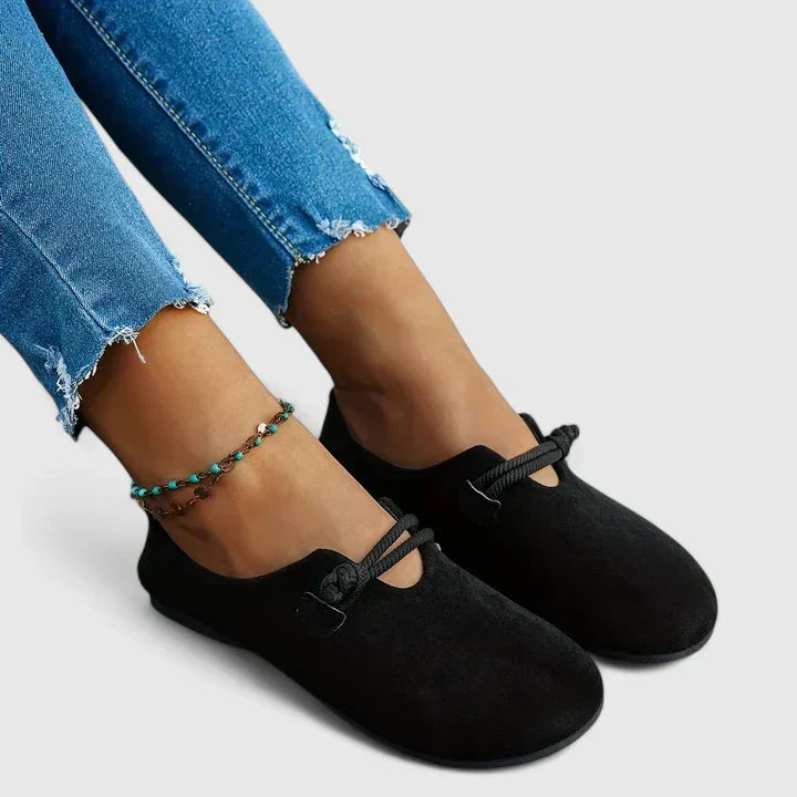 YSAVRIANN | Loafers with a sleek structured finish