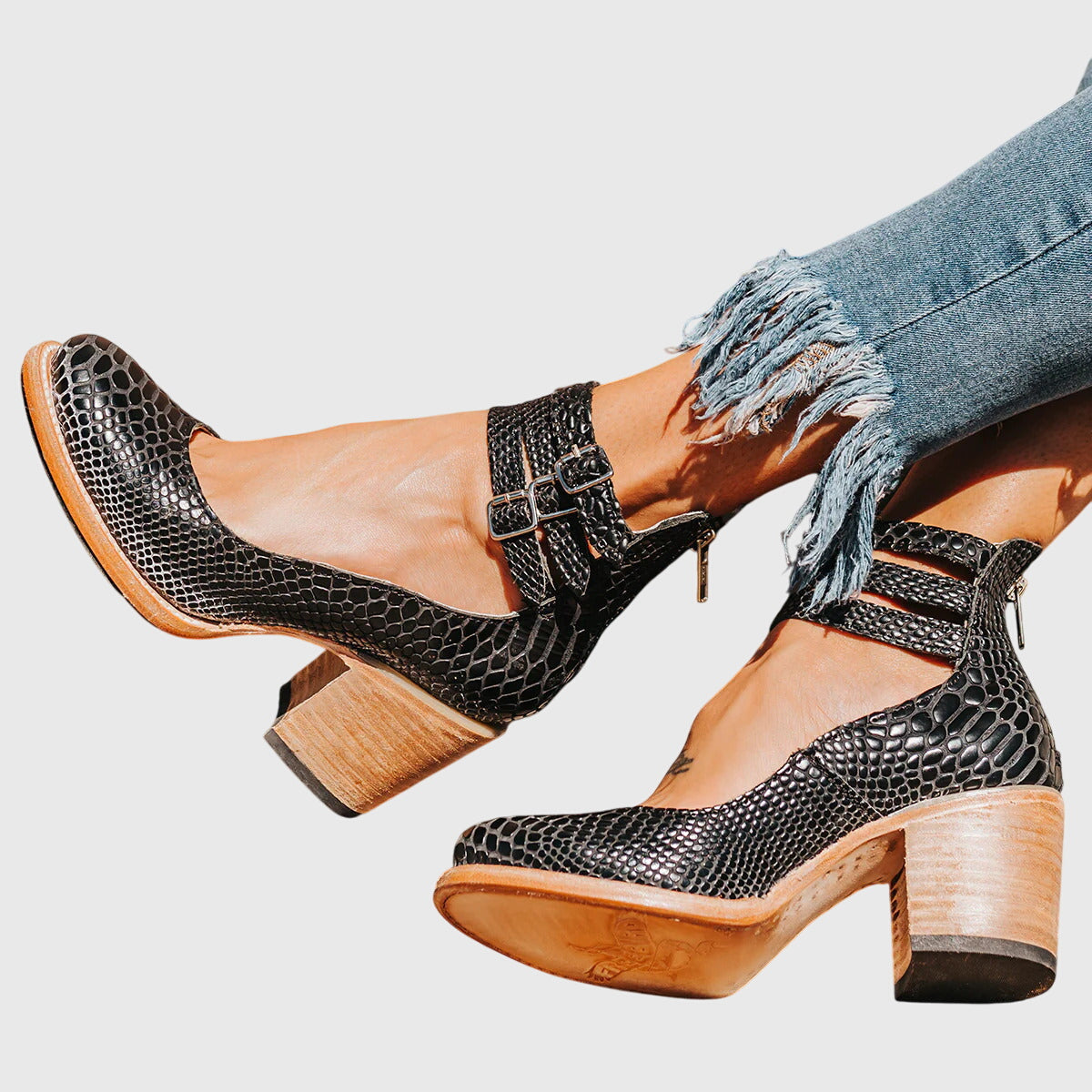 NINA | Heels with a sleek, refined silhouette
