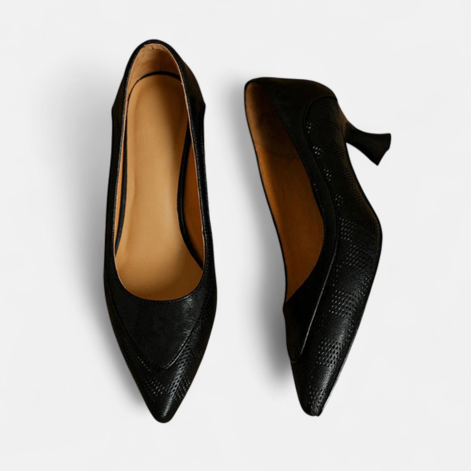 LARA | Pointed-toe kitten heels in genuine leather
