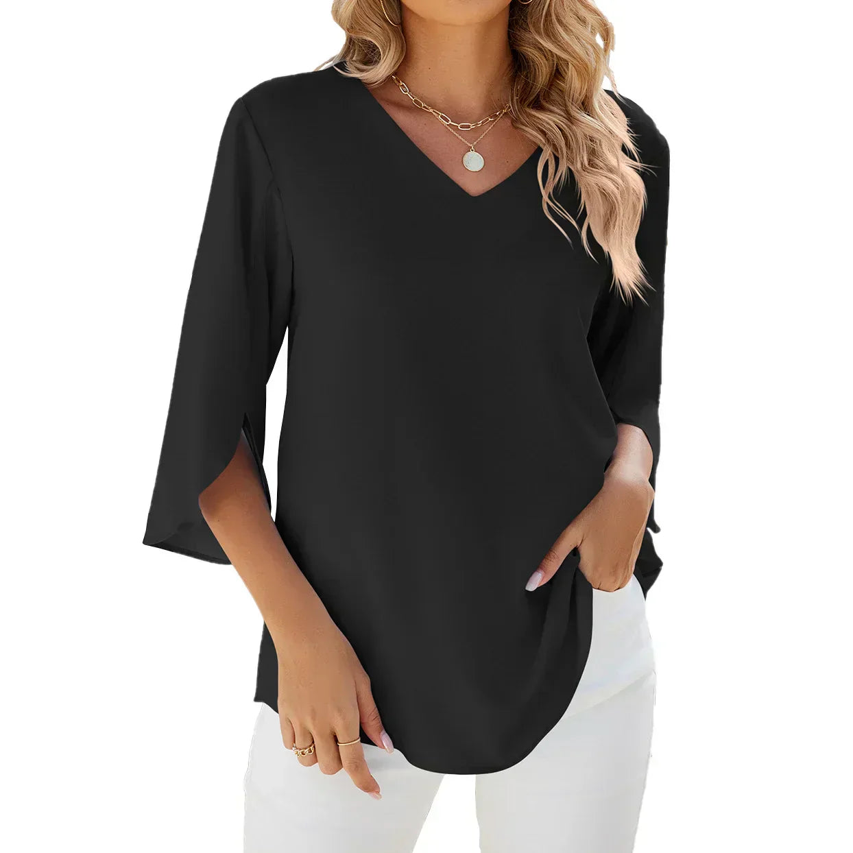 HELEN | Relaxed V-neck blouse in lightweight fabric