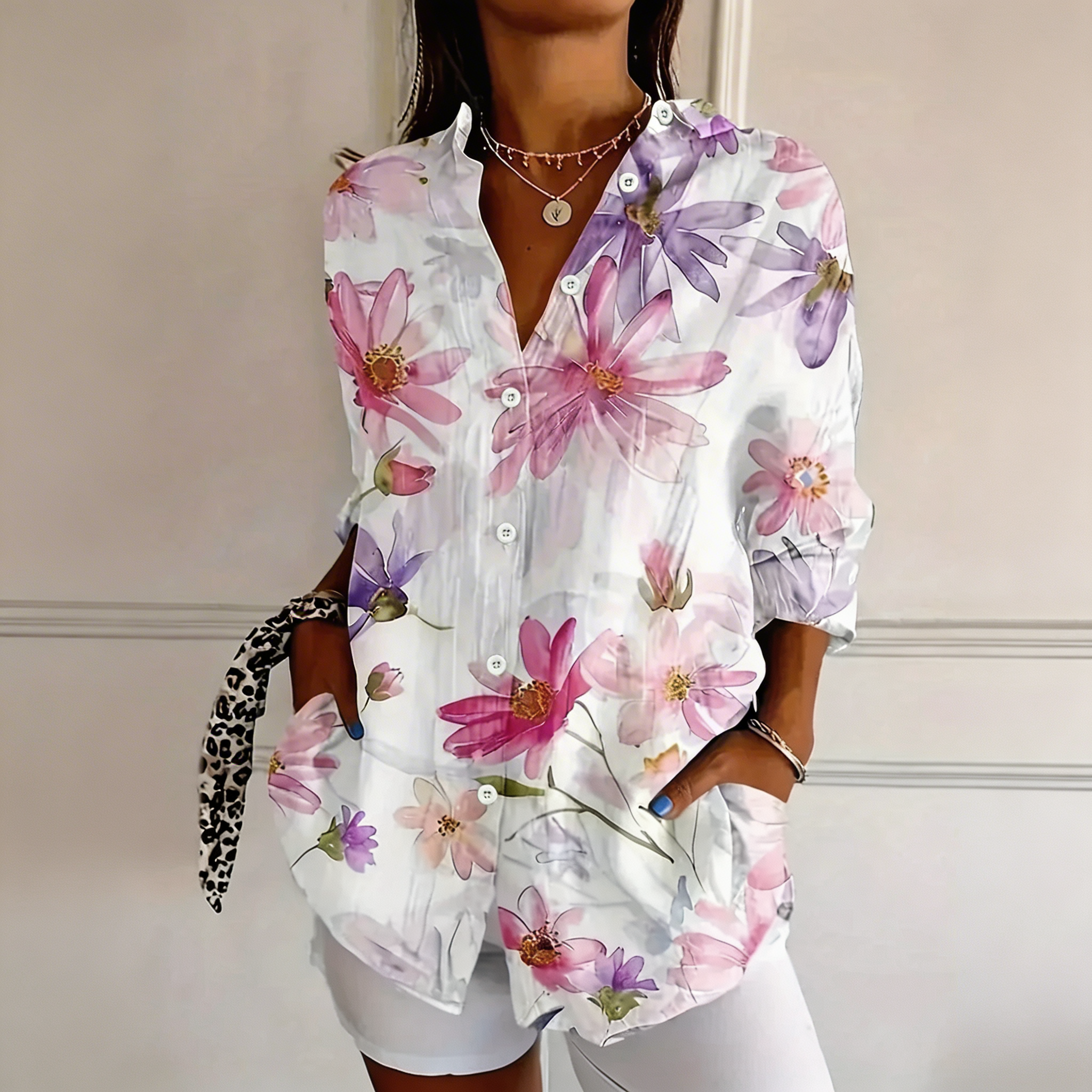 LAYLA | Blouse with expressive print