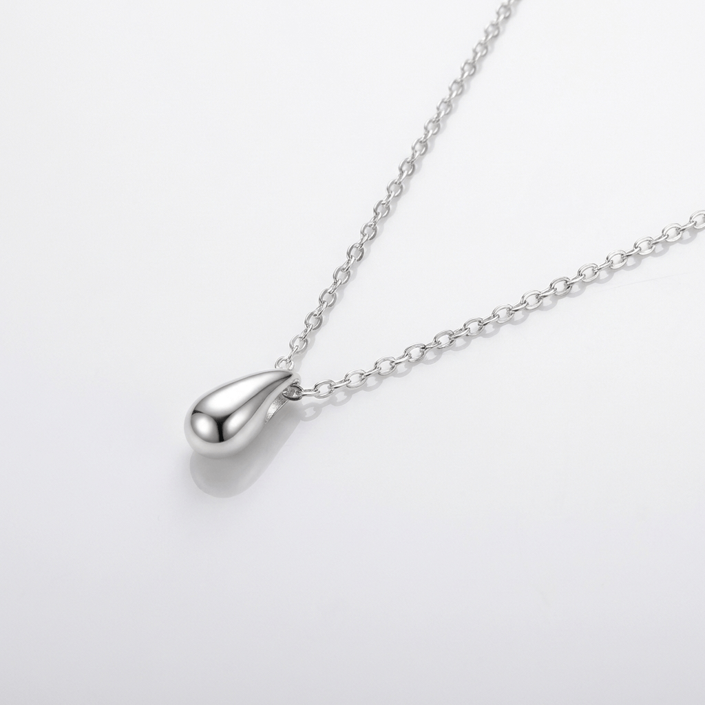 EDEN | Teardrop pendant necklace in 925 silver