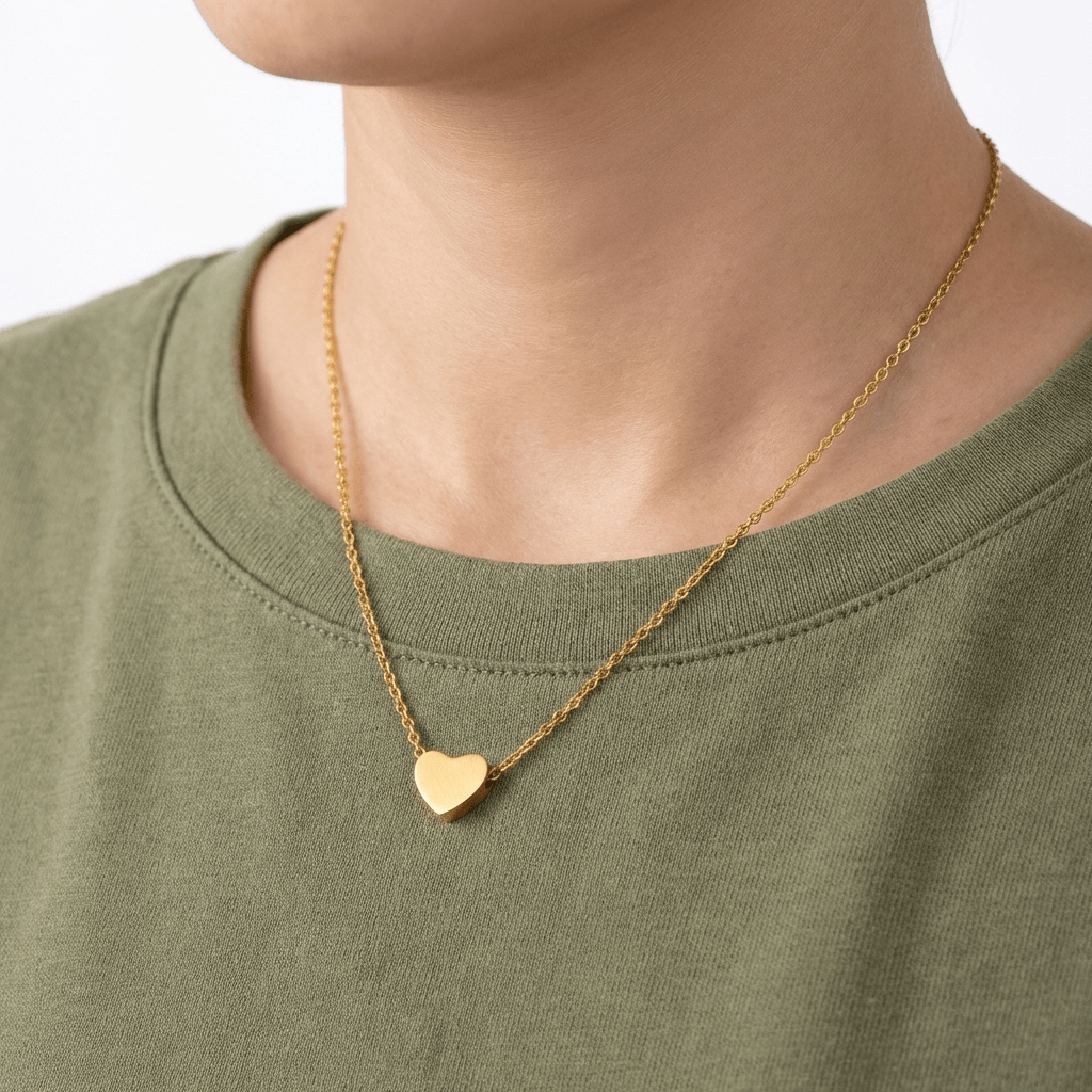 EDEN | Heart pendant necklace in gold or silver
