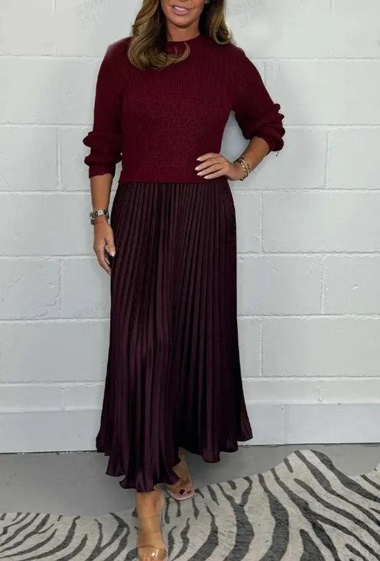 MAELIQ | Maxi dress with long sleeves and pleated hem