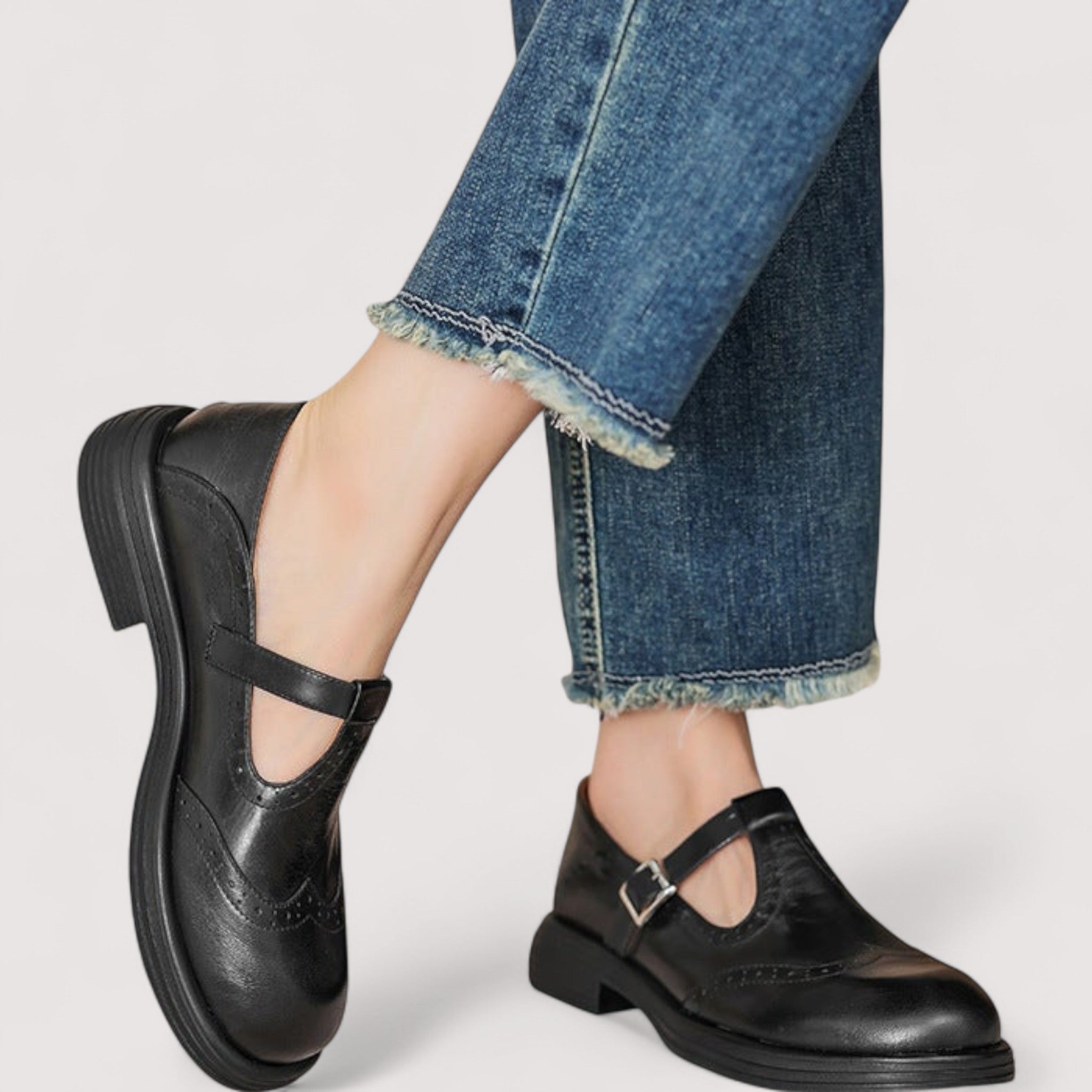 LOUISA | Soft leather Mary Jane shoes with ankle strap