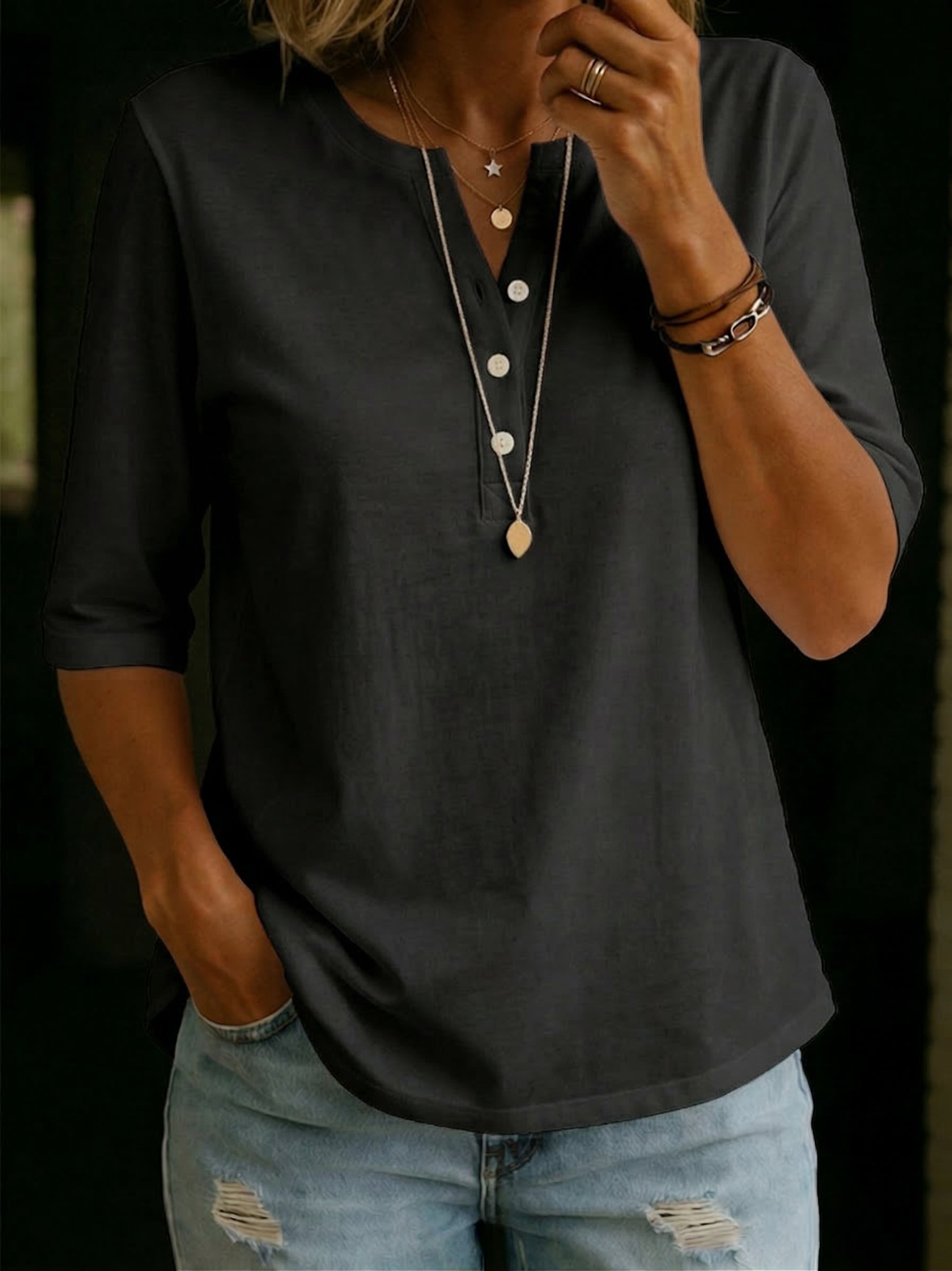 QUINN | Henley-neck tee with short sleeves