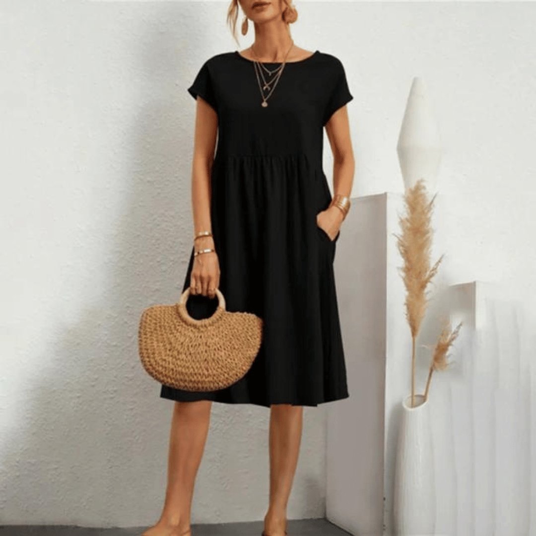 SAVANA | Round-neck midi dress with flattering cut