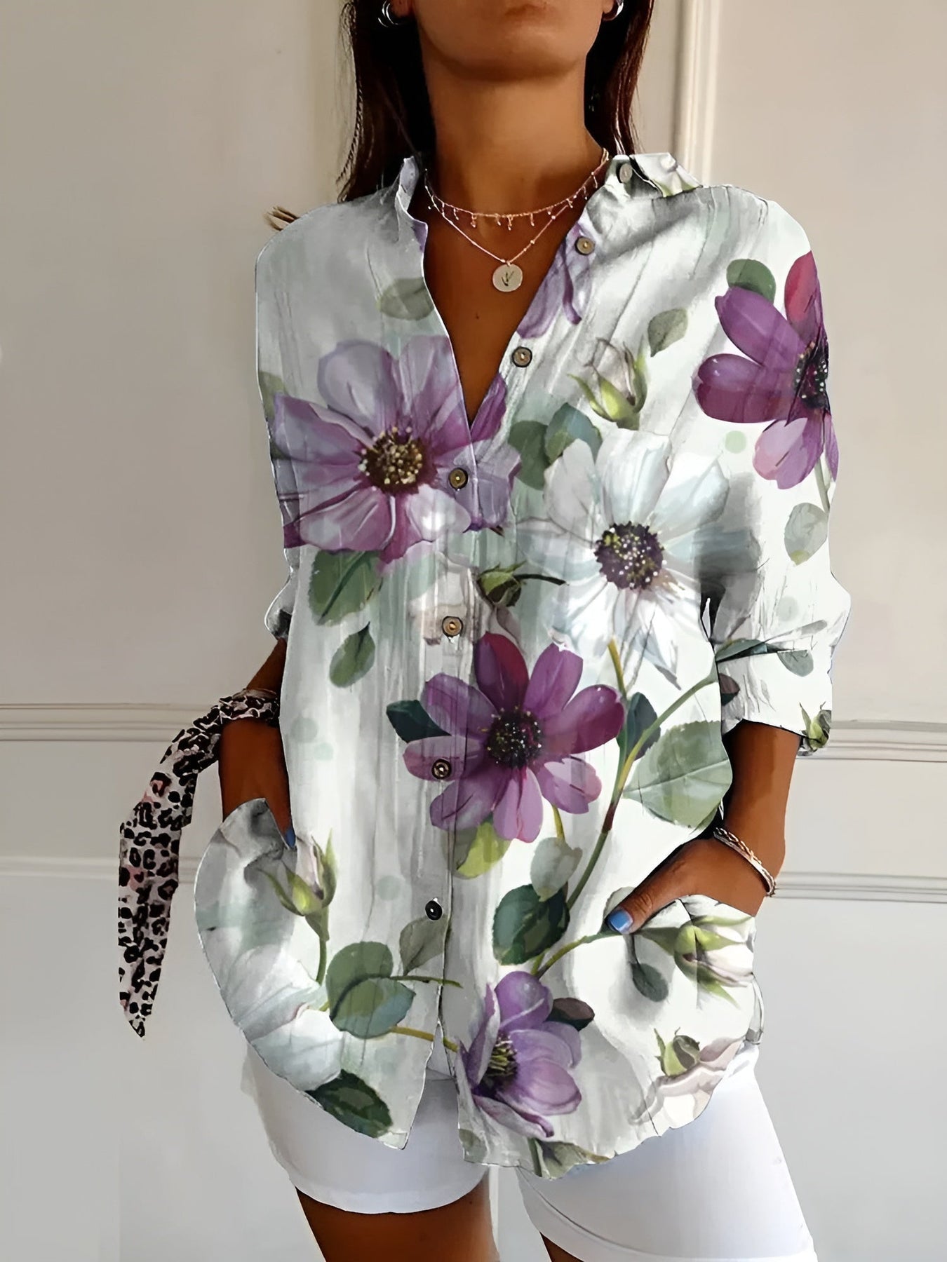BRENDA | Button-front blouse with floral wave print